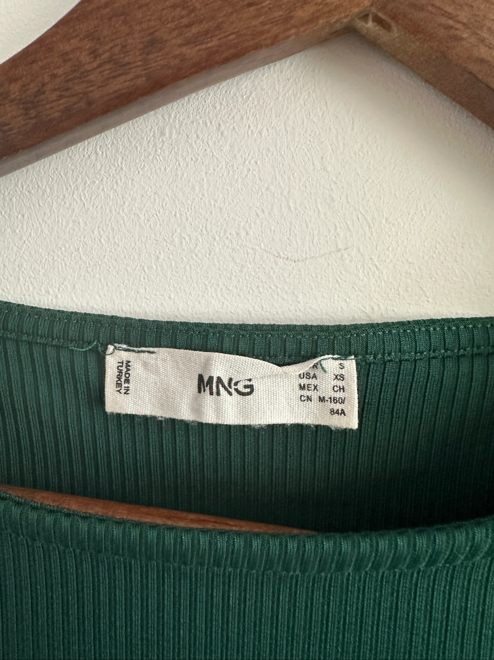 Asymmetrische uitgesneden flesgroene top Mango XS – photo 2